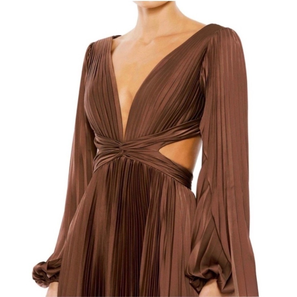 NWT Mac Duggal 26737 Espresso Pleated Charmeuse Open Back Gown Size 10 - Picture 3 of 8